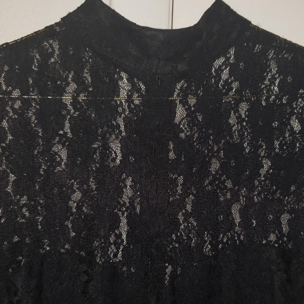 Black Lace Dredd - Picture 4 of 4